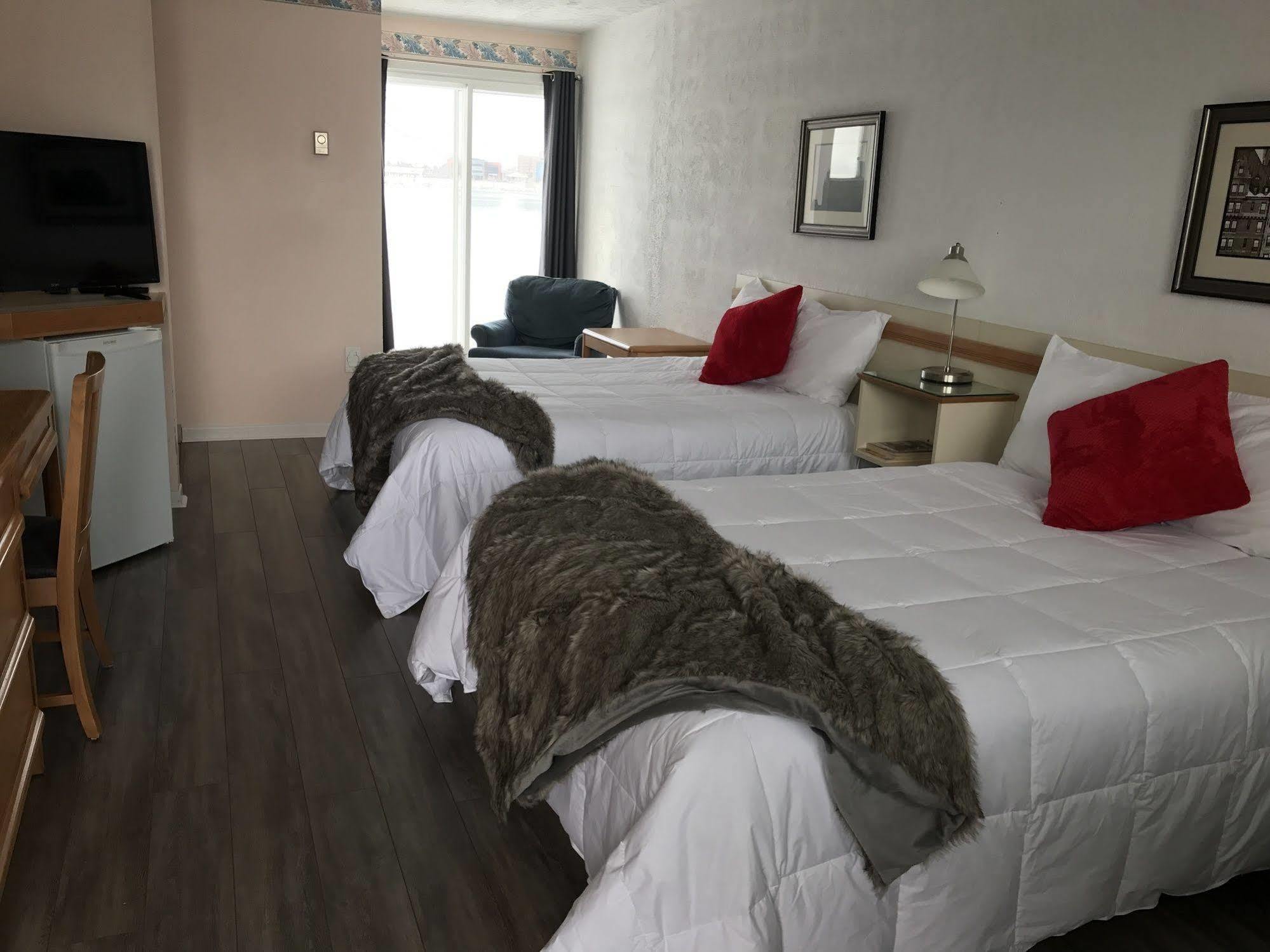 סן-ז'אן-סור-רישלייה Motel Belle Riviere מראה חיצוני תמונה